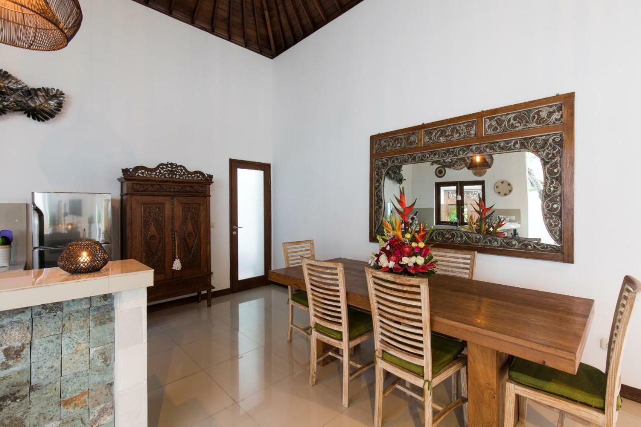 Villa Kamboja Five เซมินยัค ภายนอก รูปภาพ