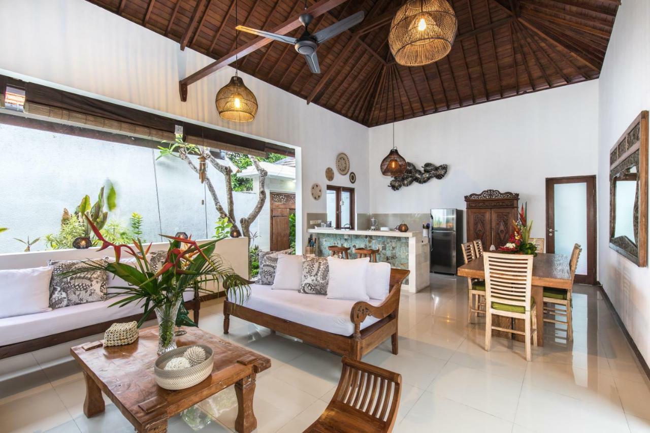 Villa Kamboja Five เซมินยัค ภายนอก รูปภาพ