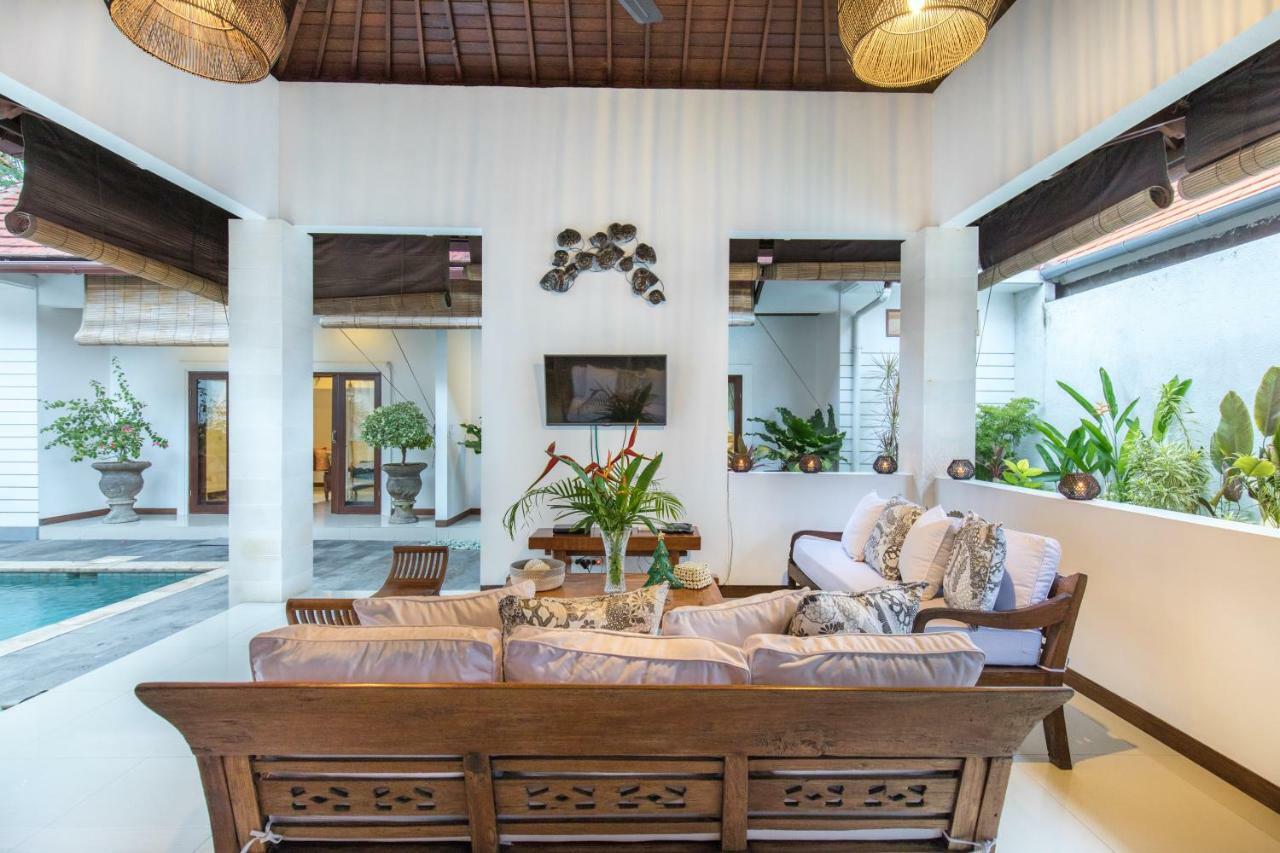 Villa Kamboja Five เซมินยัค ภายนอก รูปภาพ